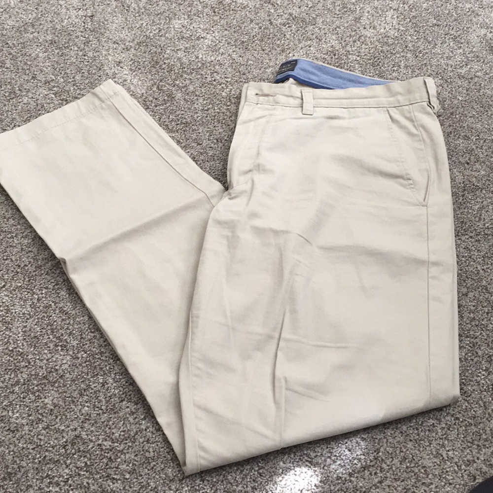 J crew men’s lightweight tan chino
